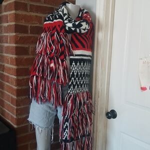 Abercrombie & Fitch Knit Scarf, LONG soft comfy, Unisex, Red Black White